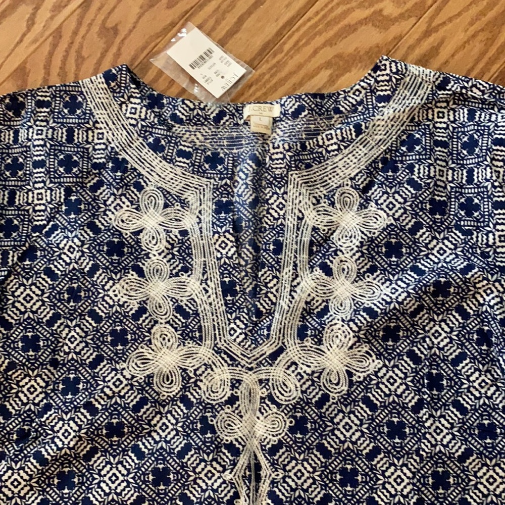 Beautiful tunic - Picture 2 of 8